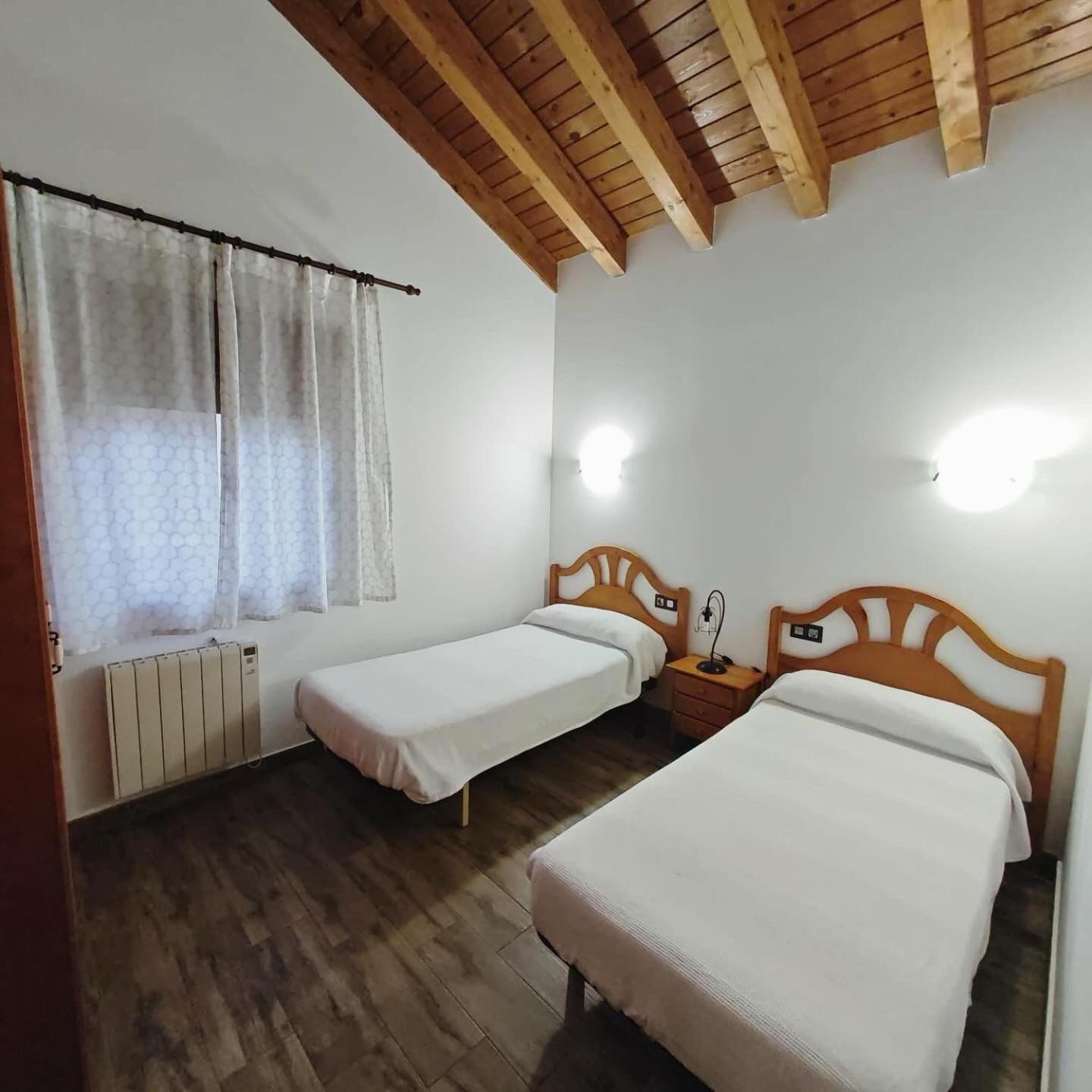 Casas Rurales Cuatro Valles Naredo de Fenar Exterior photo
