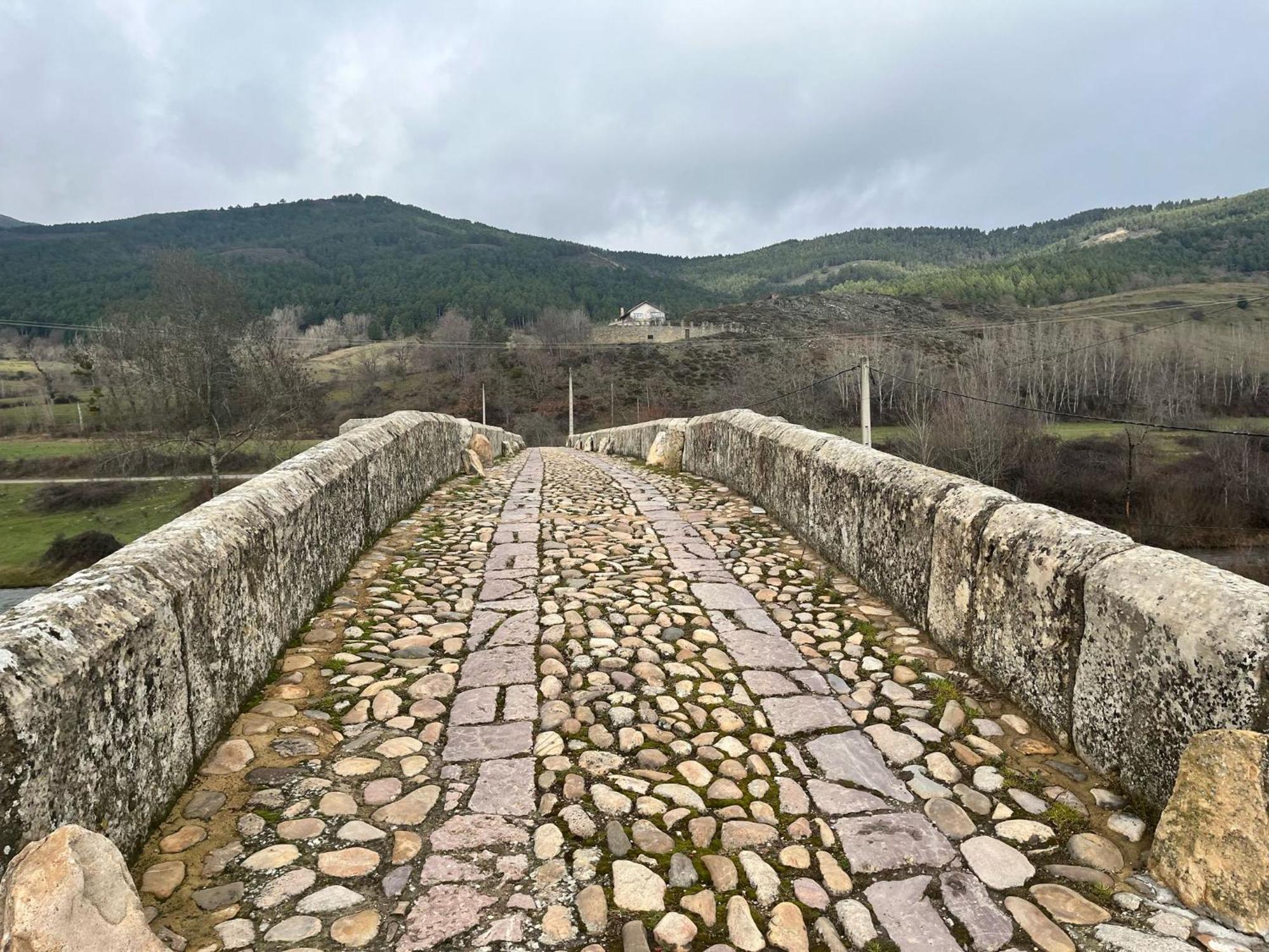 Casas Rurales Cuatro Valles Naredo de Fenar Exterior photo